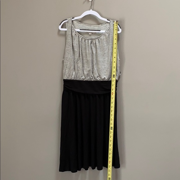 Loft Sleeveless Dress - Picture 8 of 8